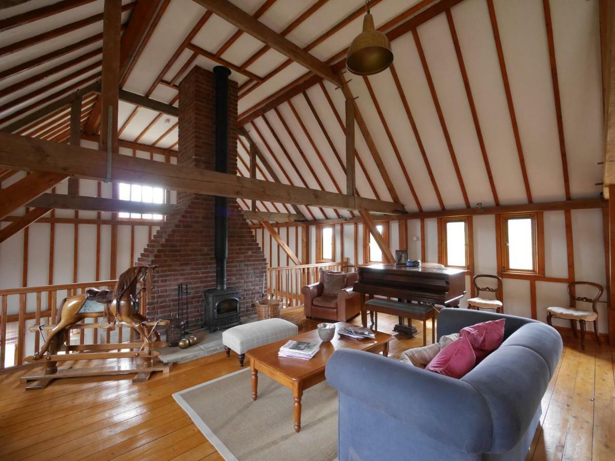 North Downs Barn Bed & Breakfast Rochester  Luaran gambar