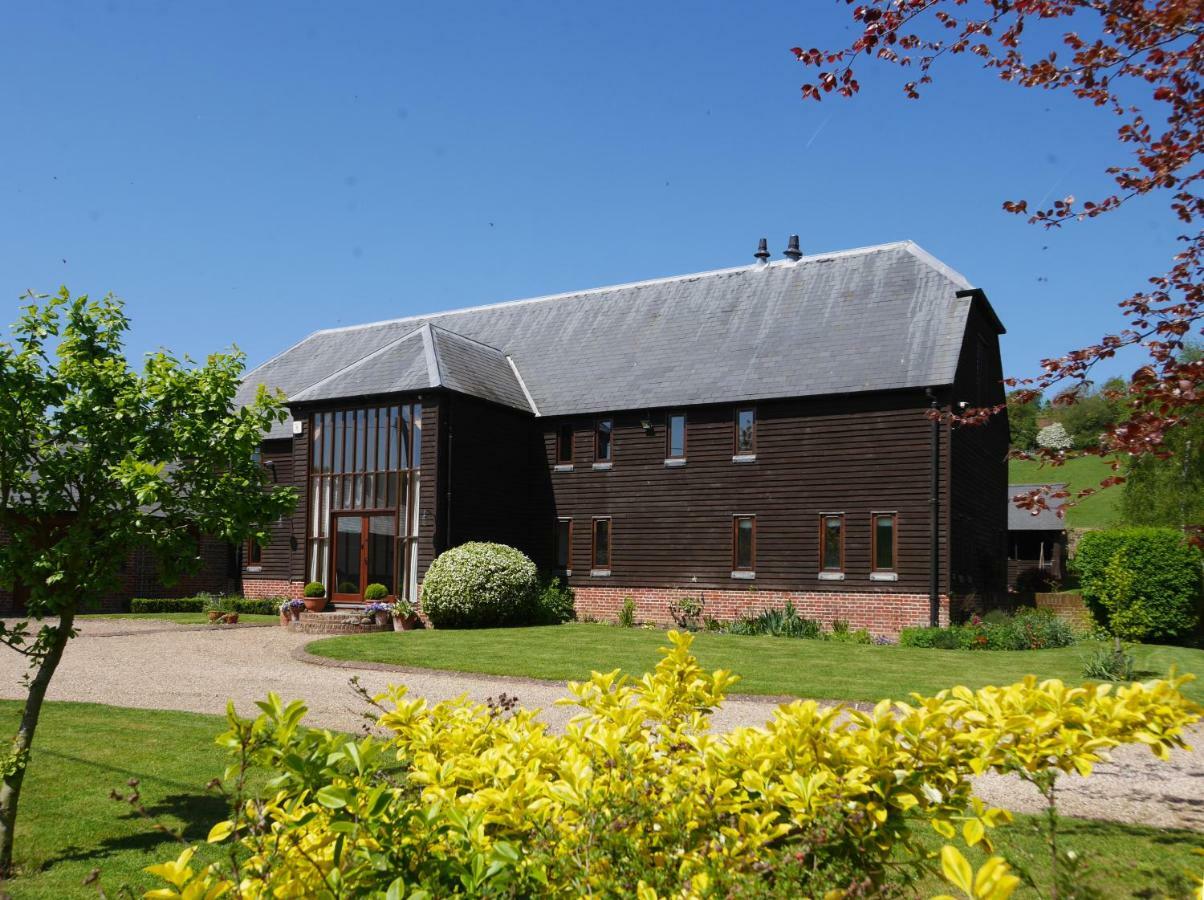 North Downs Barn Bed & Breakfast Rochester  Luaran gambar